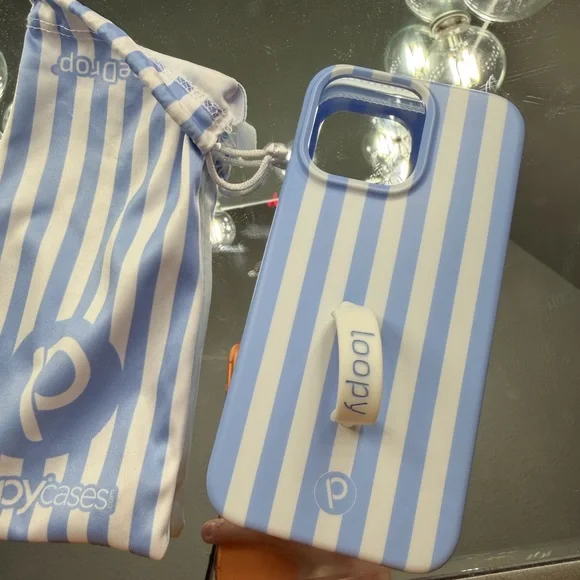 Loopy stripes iPhone 15 pro max case - Picture 1 of 3